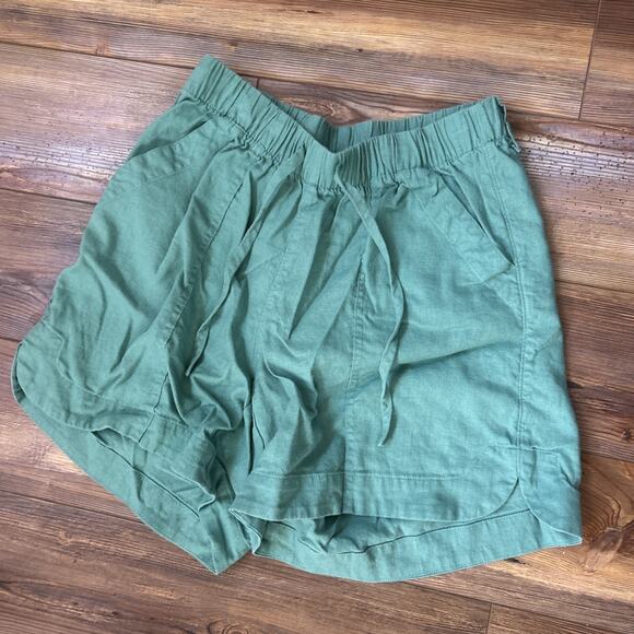Universal Thread Pants - Universal Thread Green Linen Blend Paperbag Shorts Women’s Size Small